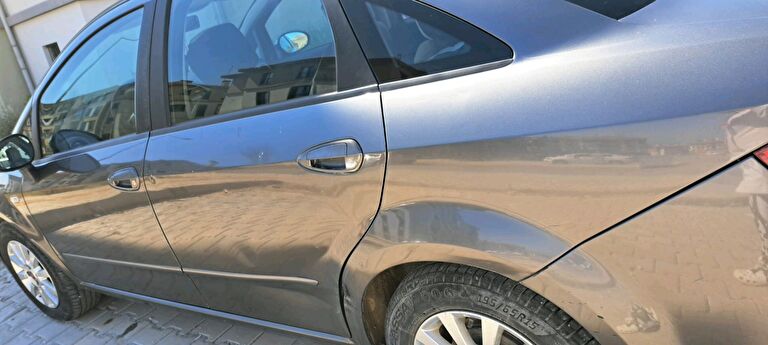 FIAT LINEA