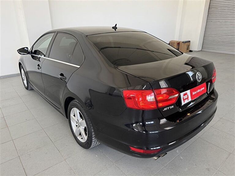 VOLKSWAGEN JETTA