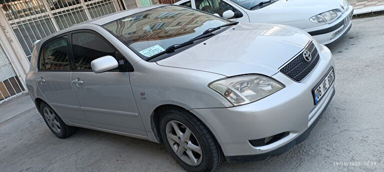 TOYOTA COROLLA