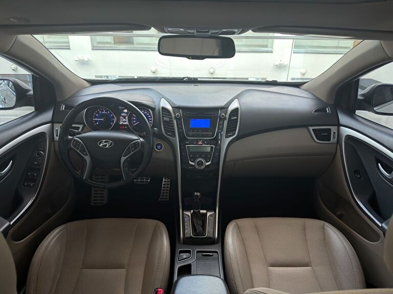 HYUNDAI I30