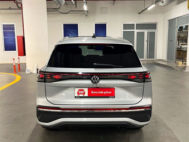 VOLKSWAGEN TAYRON