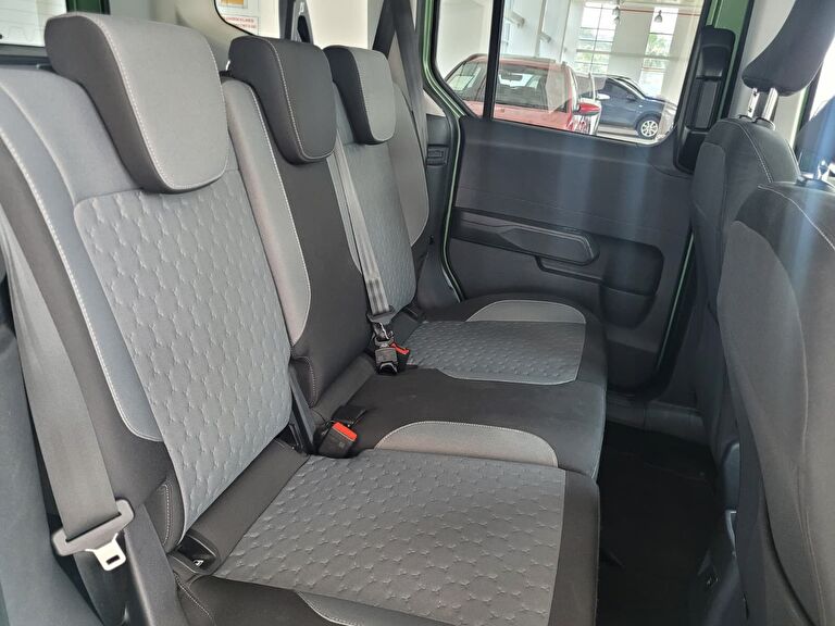 FORD TOURNEO COURIER