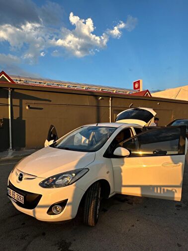 MAZDA MAZDA2