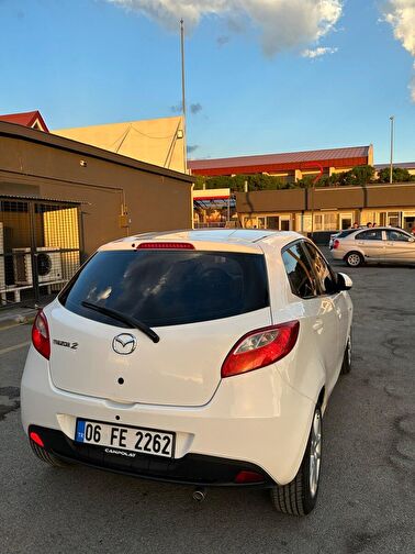 MAZDA MAZDA2