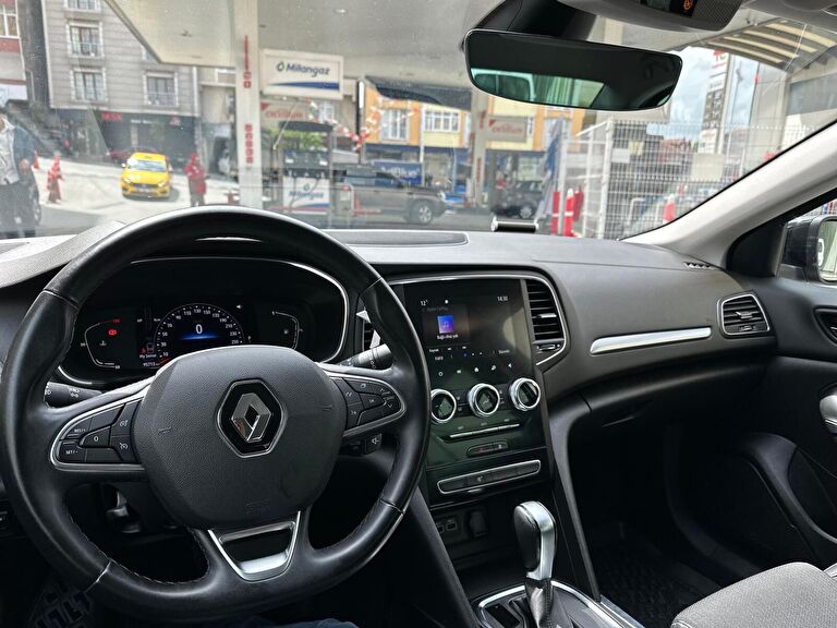 RENAULT MEGANE