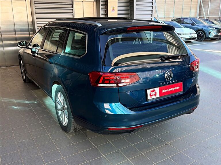 VOLKSWAGEN PASSAT VARIANT