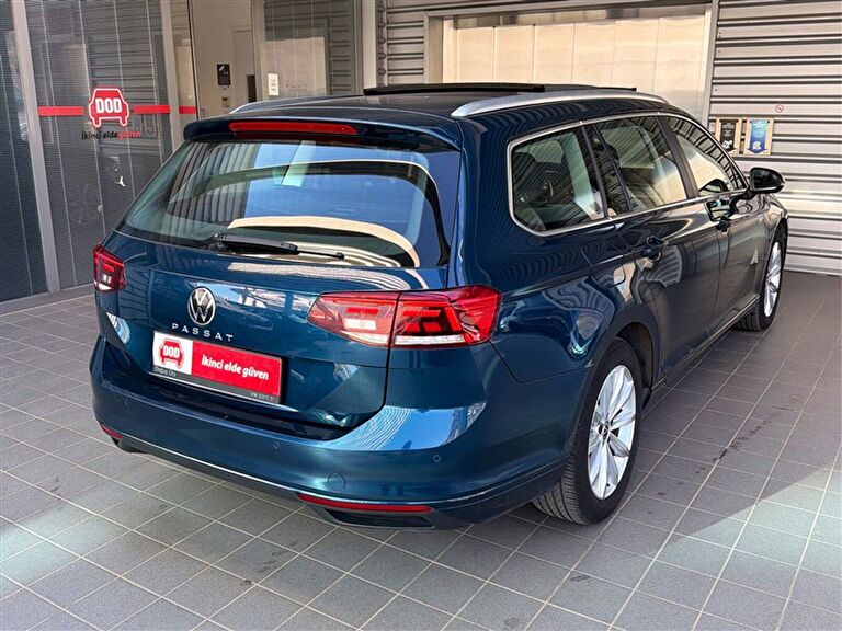 VOLKSWAGEN PASSAT VARIANT