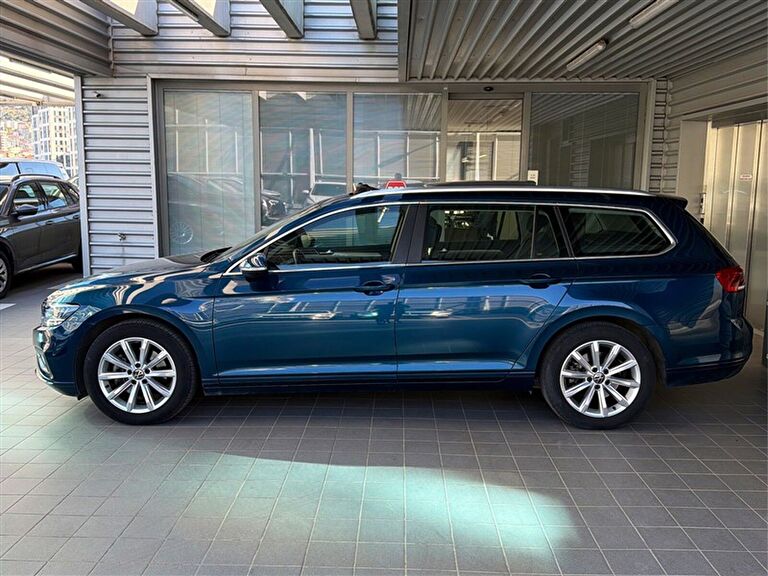 VOLKSWAGEN PASSAT VARIANT