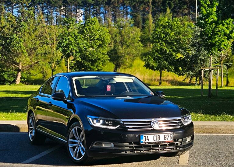 VOLKSWAGEN PASSAT