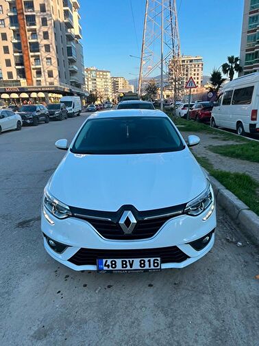 RENAULT MEGANE