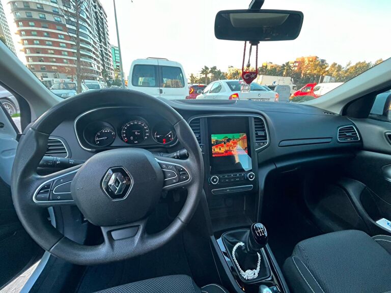 RENAULT MEGANE