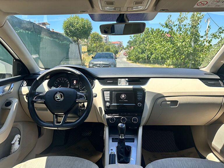 SKODA OCTAVIA