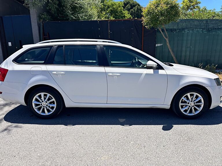SKODA OCTAVIA