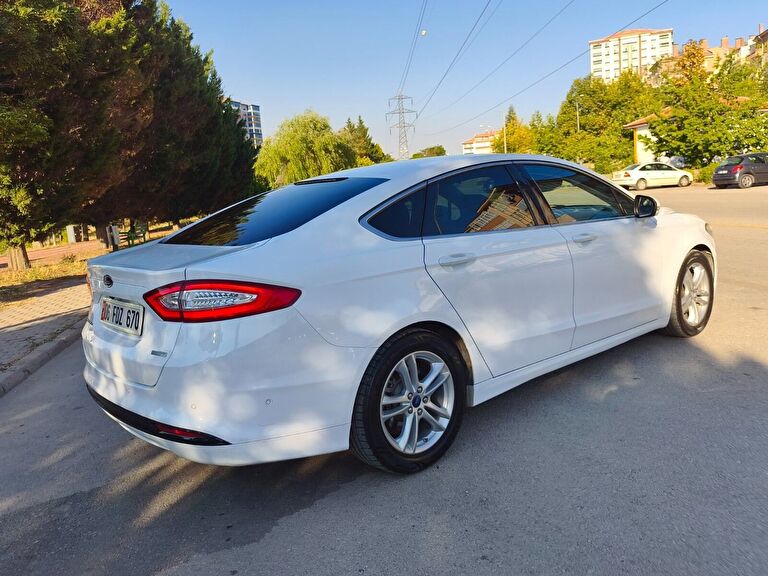 FORD MONDEO