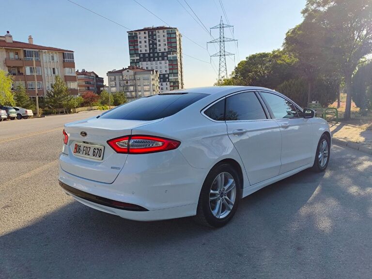 FORD MONDEO