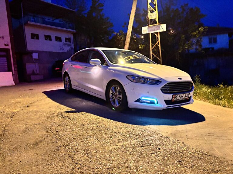 FORD MONDEO