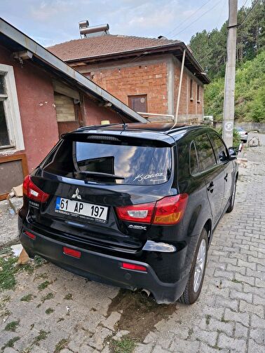 MITSUBISHI ASX