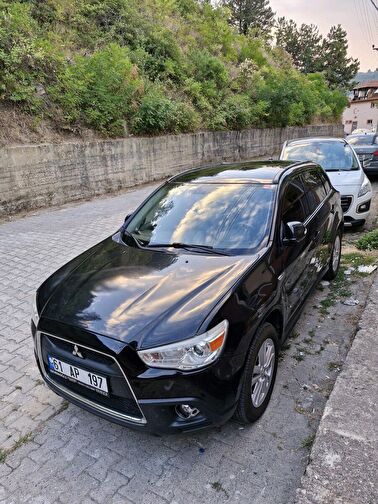 MITSUBISHI ASX