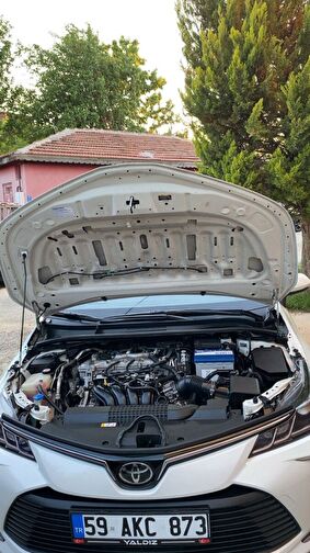 TOYOTA COROLLA