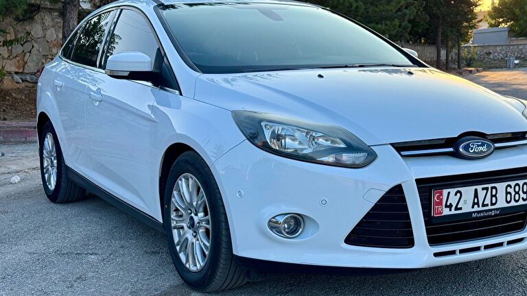 FORD FOCUS