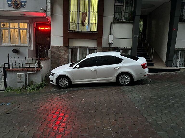 SKODA OCTAVIA
