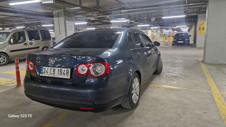 VOLKSWAGEN JETTA