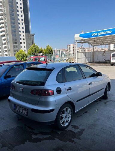 SEAT IBIZA