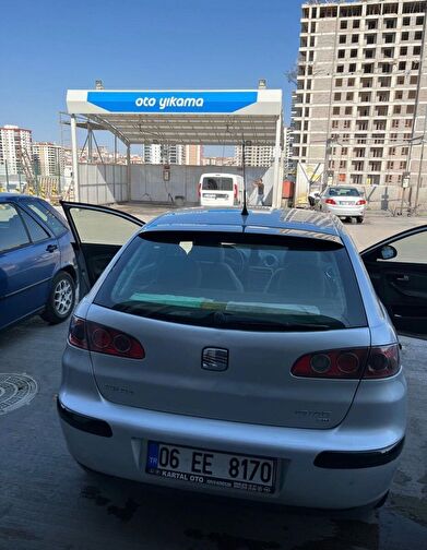 SEAT IBIZA