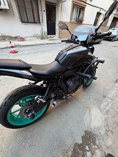 Yamaha MT-07 ABS
