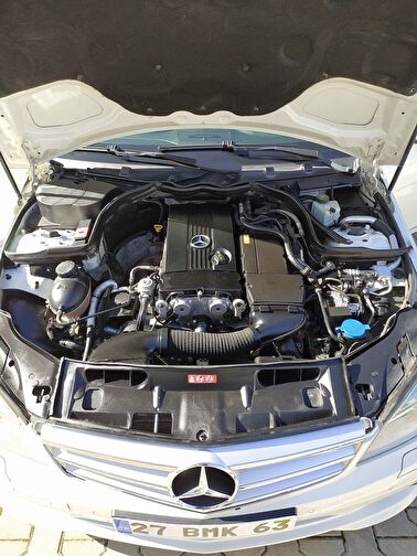 MERCEDES-BENZ C-SERISI