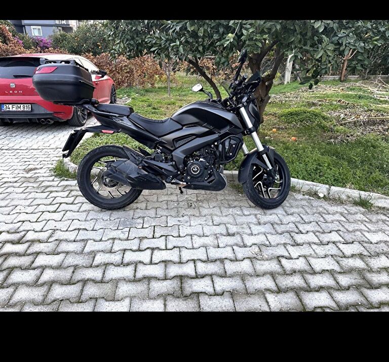 Bajaj Dominar D 400