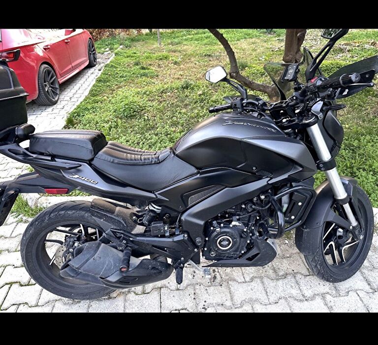 Bajaj Dominar D 400