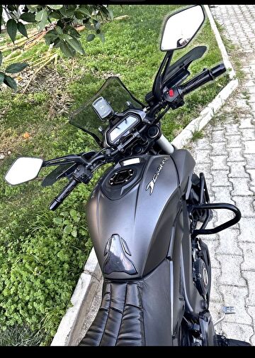 Bajaj Dominar D 400