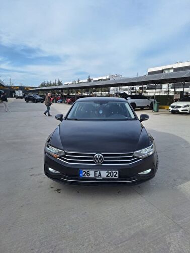 VOLKSWAGEN PASSAT
