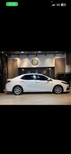TOYOTA COROLLA