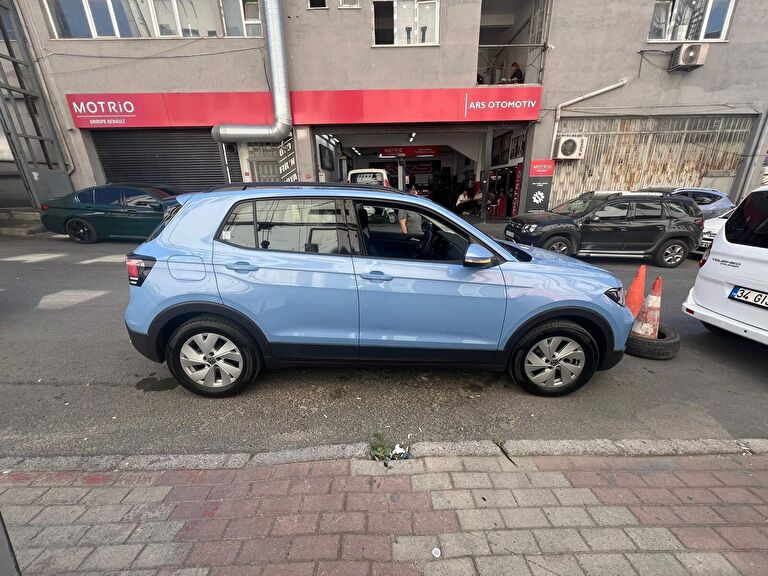 VOLKSWAGEN T-CROSS