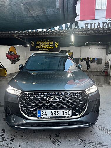 CHERY TIGGO 8