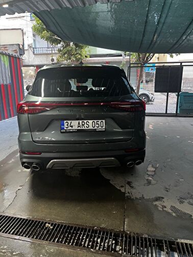 CHERY TIGGO 8