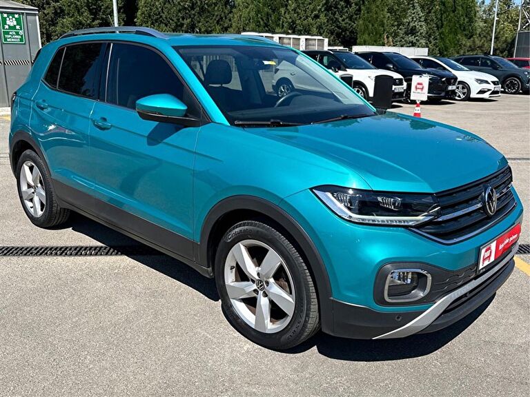 VOLKSWAGEN T-CROSS