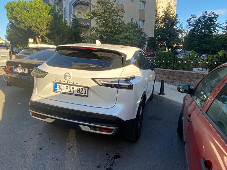 NISSAN QASHQAI
