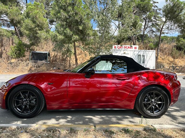 MAZDA MX-5