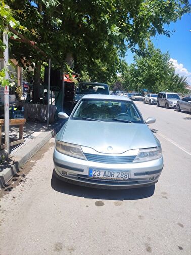 RENAULT LAGUNA