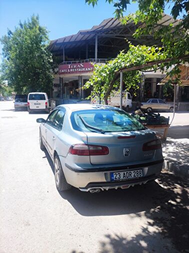 RENAULT LAGUNA