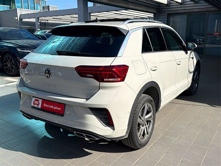VOLKSWAGEN T-ROC