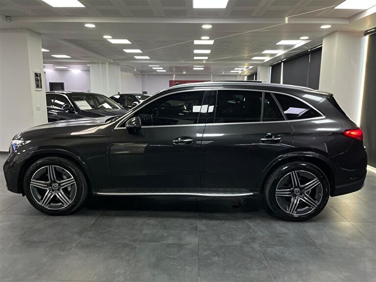MERCEDES-BENZ GLC