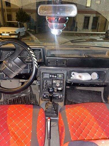 RENAULT R 9