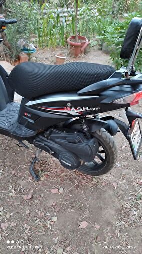 Mondial 125 Mash