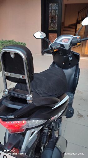 Mondial 125 Mash