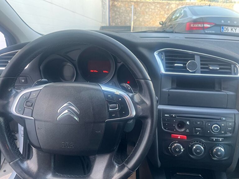 CITROEN C4