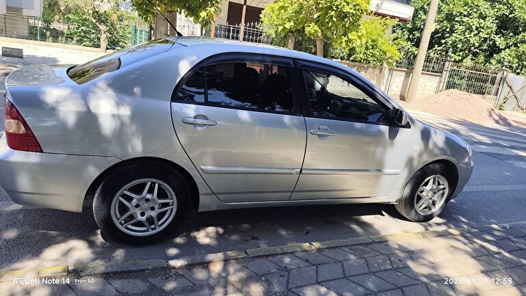 TOYOTA COROLLA